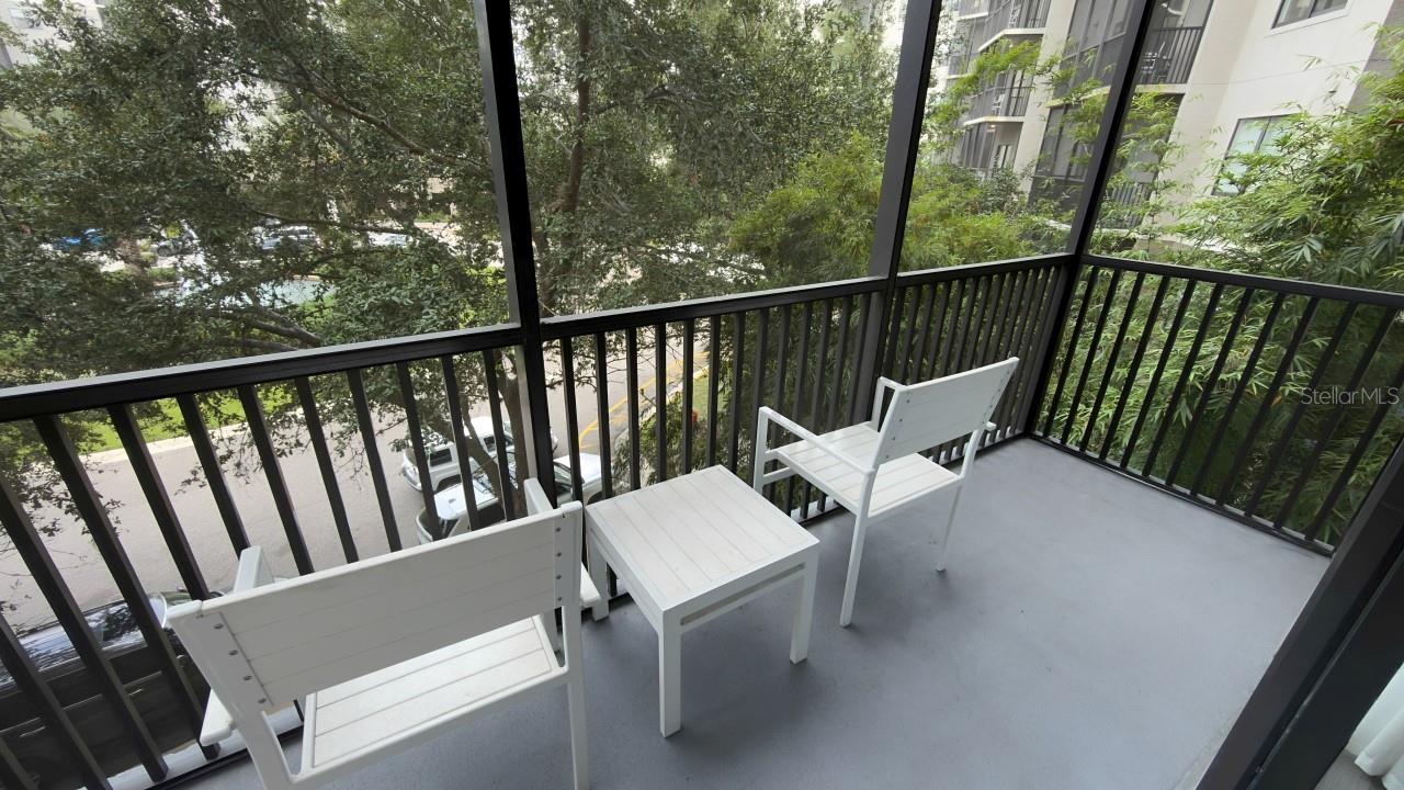 GROVE RESIDENCE & SPA HOTEL CONDO 3 - Residential