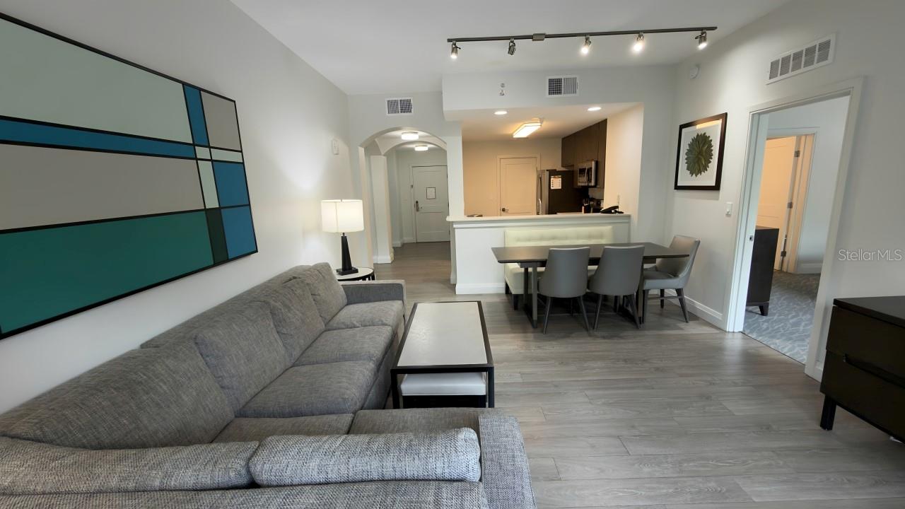 GROVE RESIDENCE & SPA HOTEL CONDO 3 - Residential