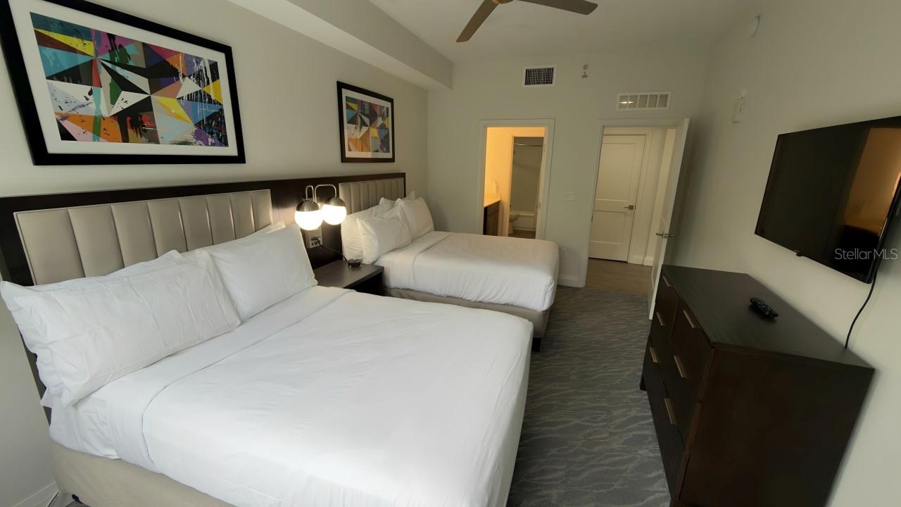 GROVE RESIDENCE & SPA HOTEL CONDO 3 - Residential