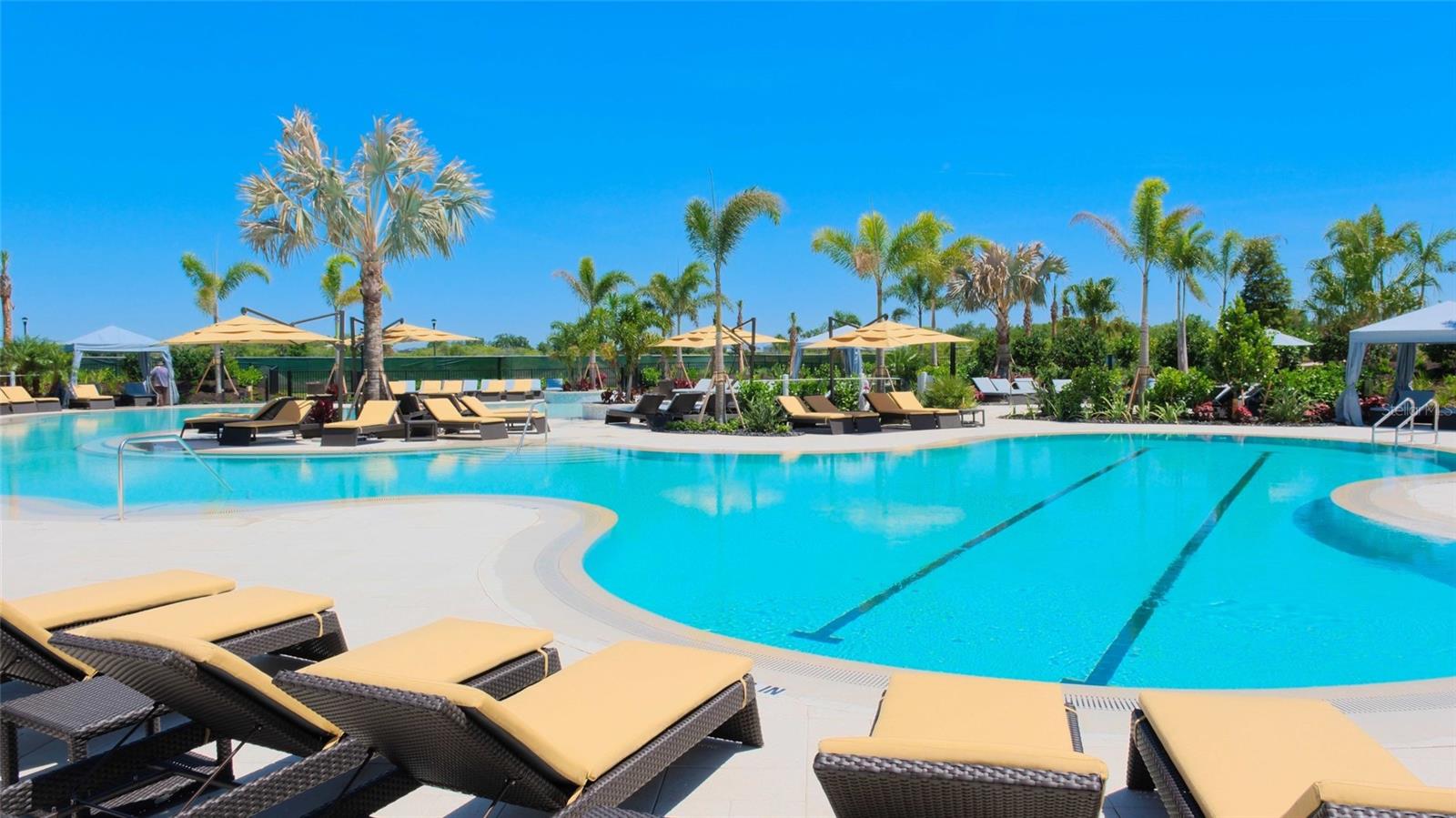 SADDLESTONE AT STAR FARMS LAKEWOOD RANCH - Residential