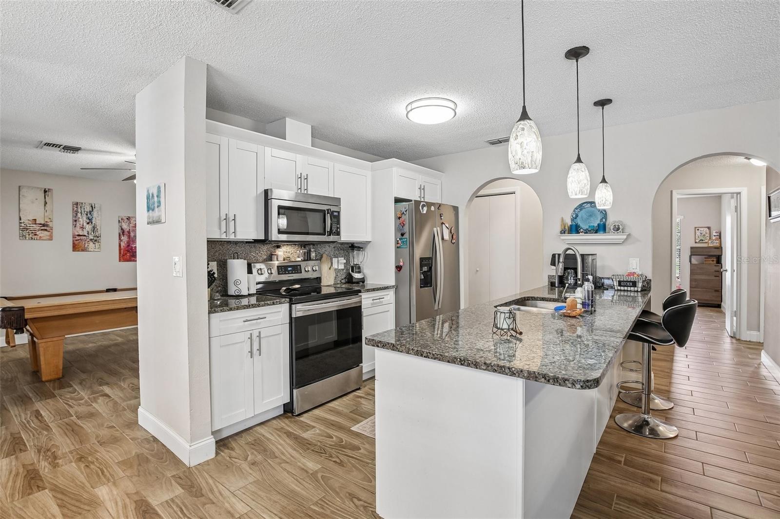 SHADOW RIDGE - Residential