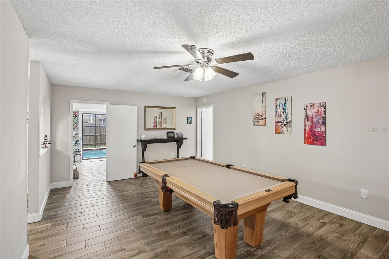 SHADOW RIDGE - Residential