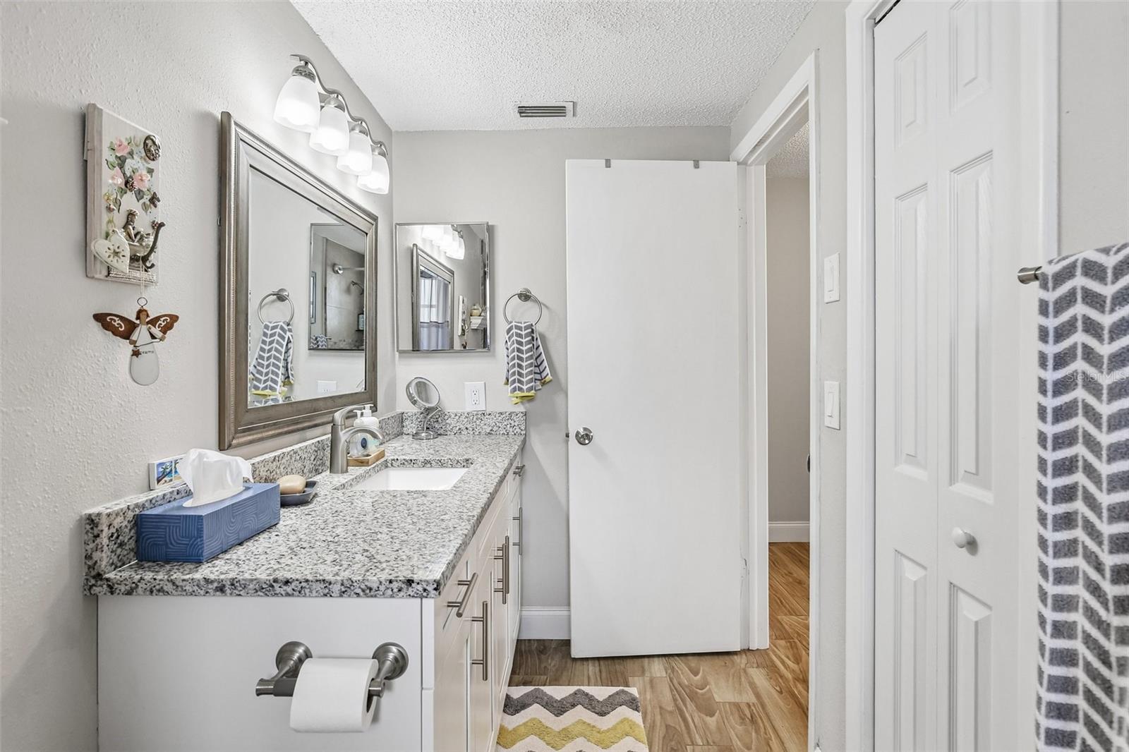 SHADOW RIDGE - Residential
