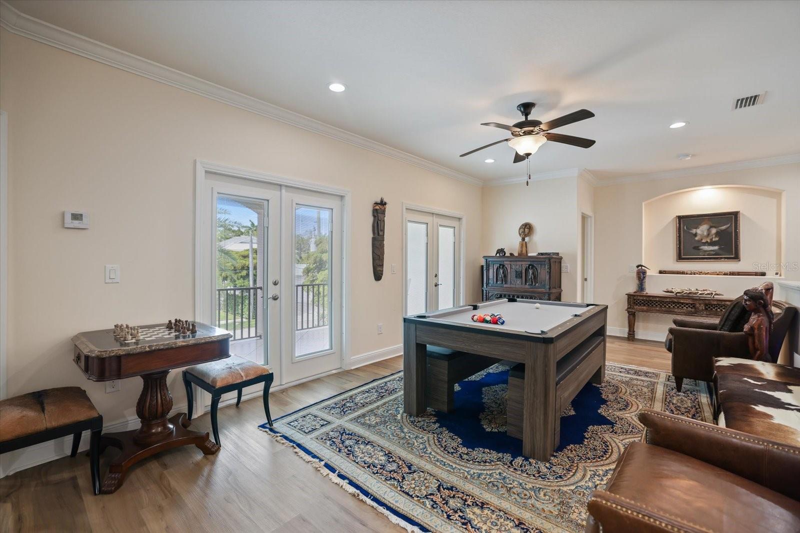 KENILWORTH ESTATES - Residential