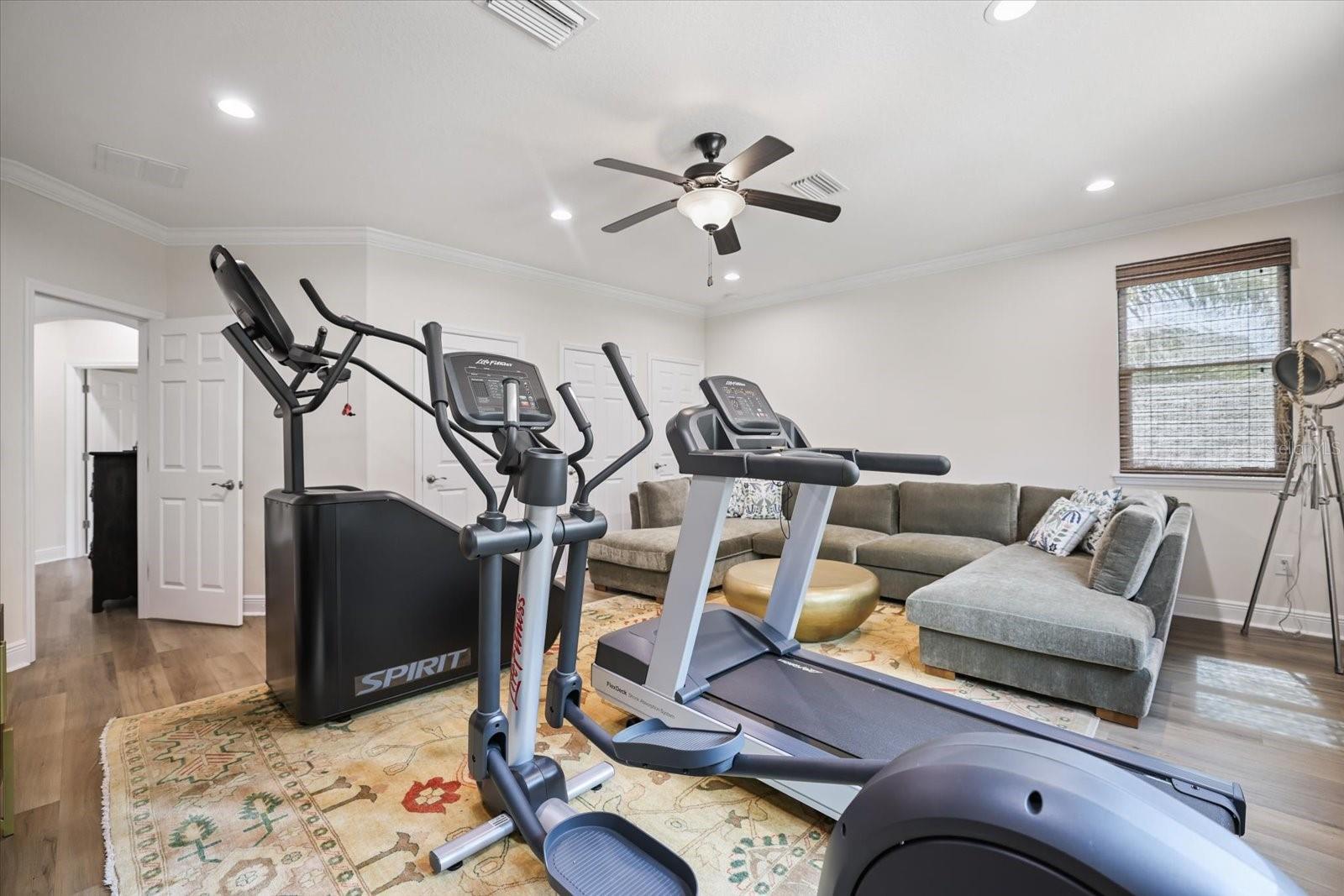 KENILWORTH ESTATES - Residential