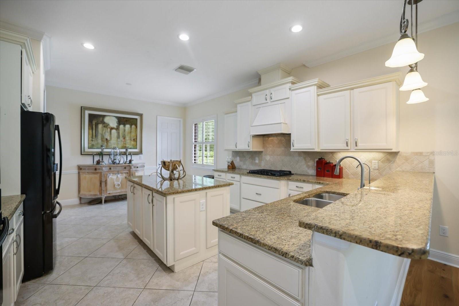 KENILWORTH ESTATES - Residential