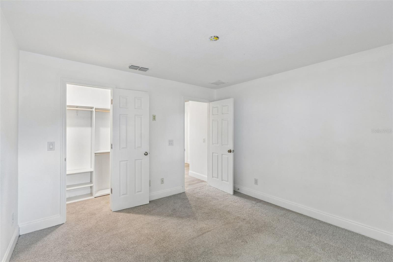 MALIBU GROVES SIXTH ADD - Residential Lease