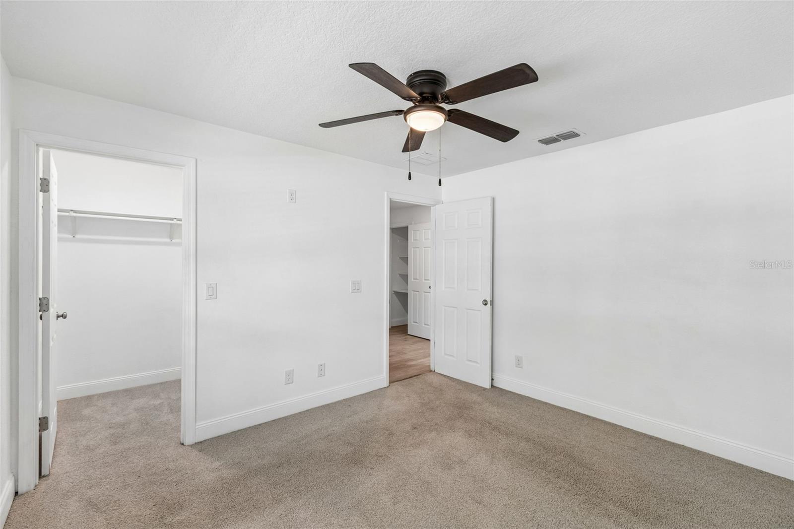 MALIBU GROVES SIXTH ADD - Residential Lease