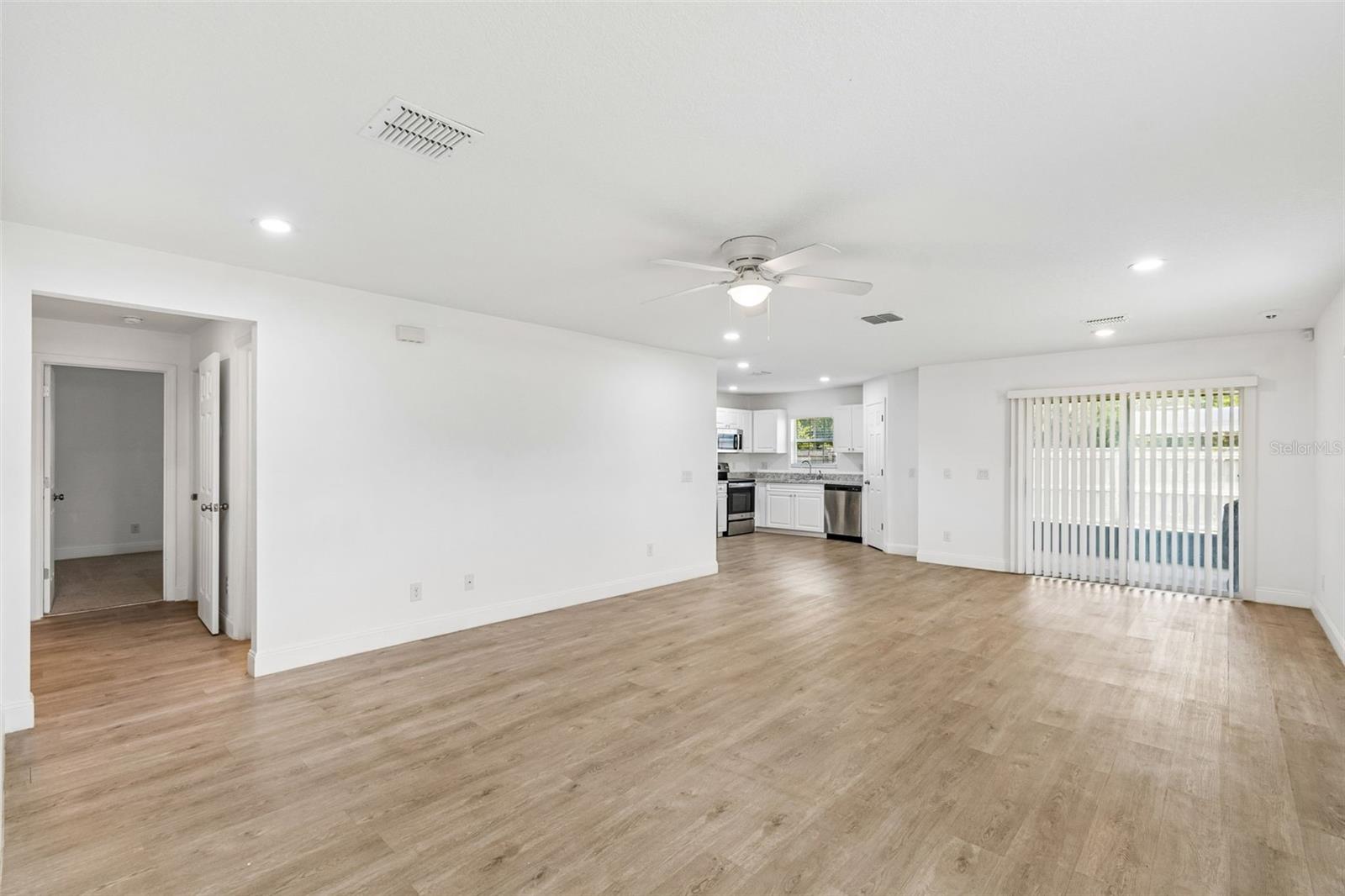 MALIBU GROVES SIXTH ADD - Residential Lease
