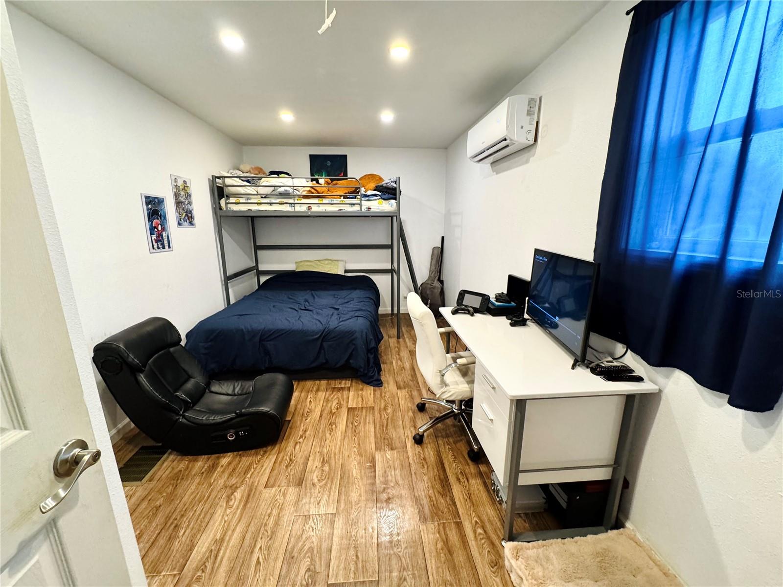 TIGER CREEK GROVES - Residential