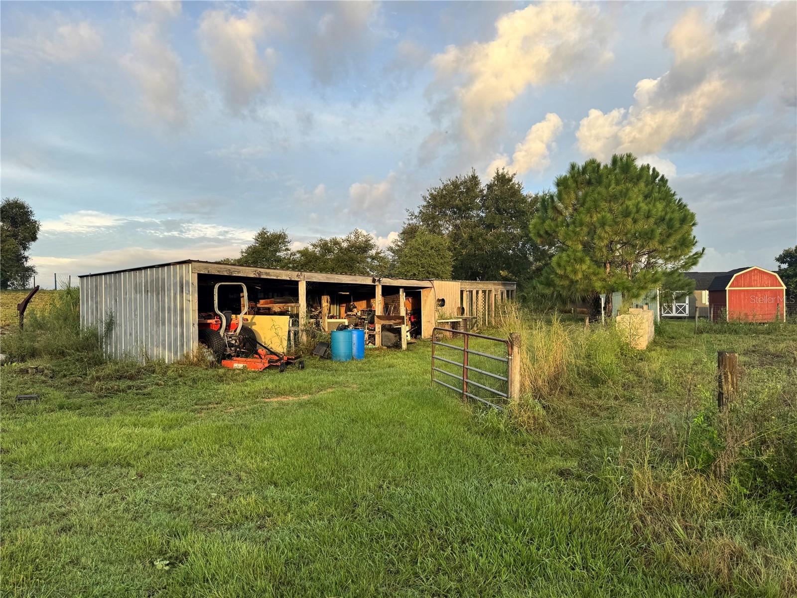 TIGER CREEK GROVES - Residential