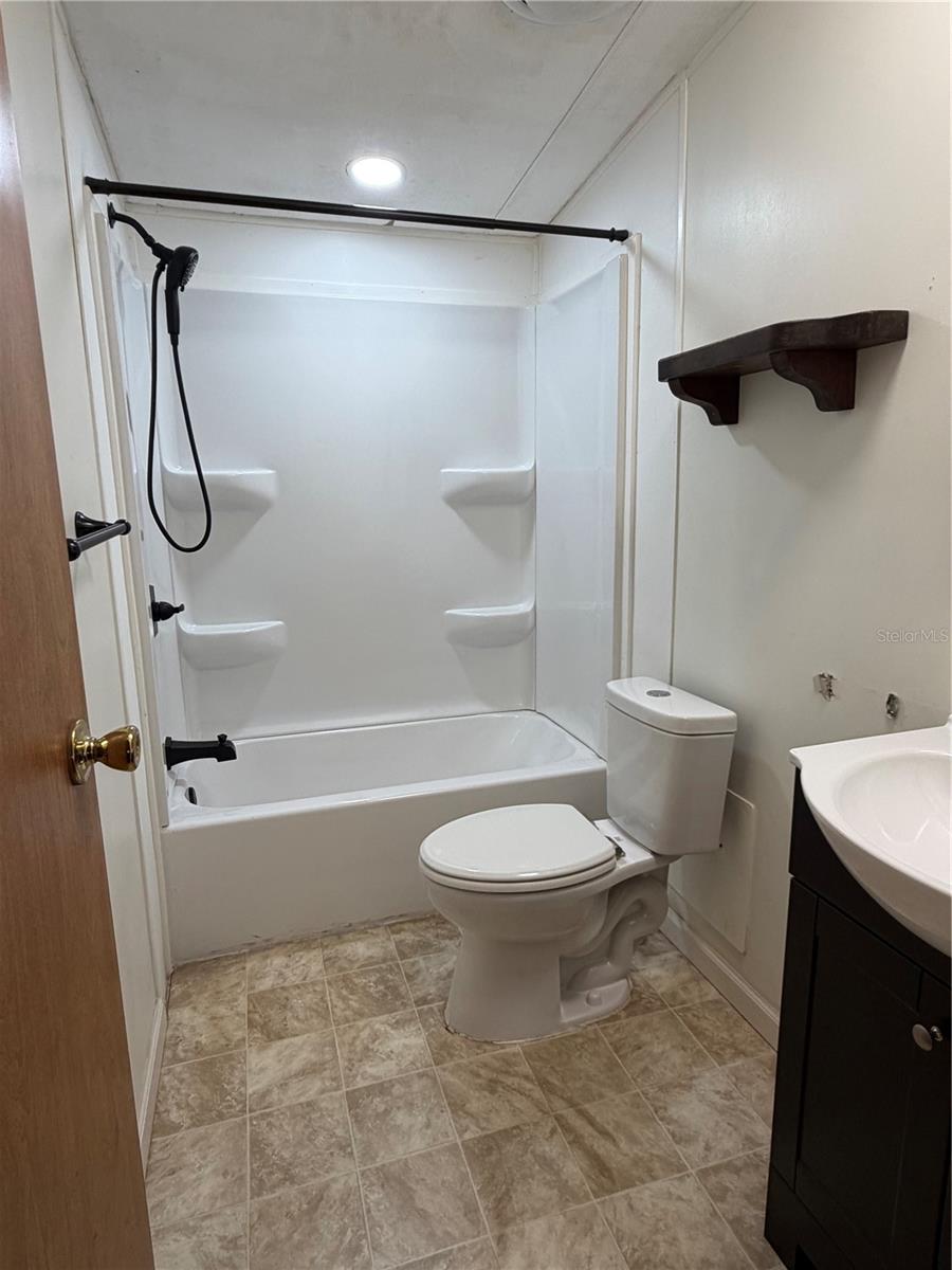 TIGER CREEK GROVES - Residential