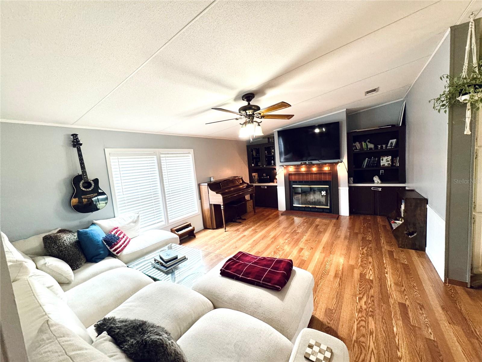 TIGER CREEK GROVES - Residential