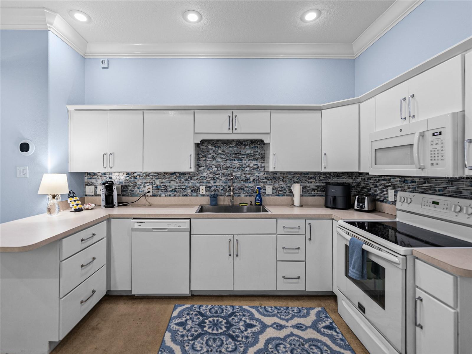 ZEPHYRHILLS COLONY CO - Residential