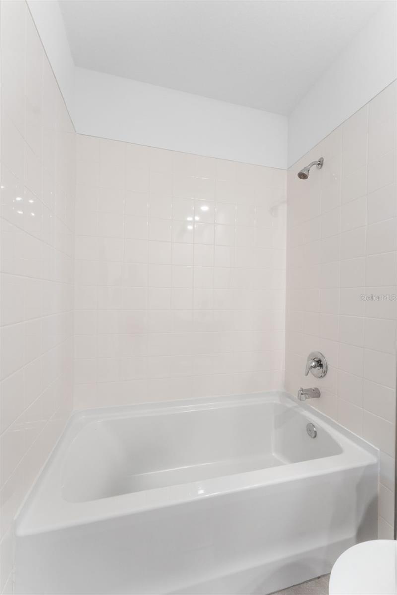 DEERBROOK PH 1 - Residential Lease