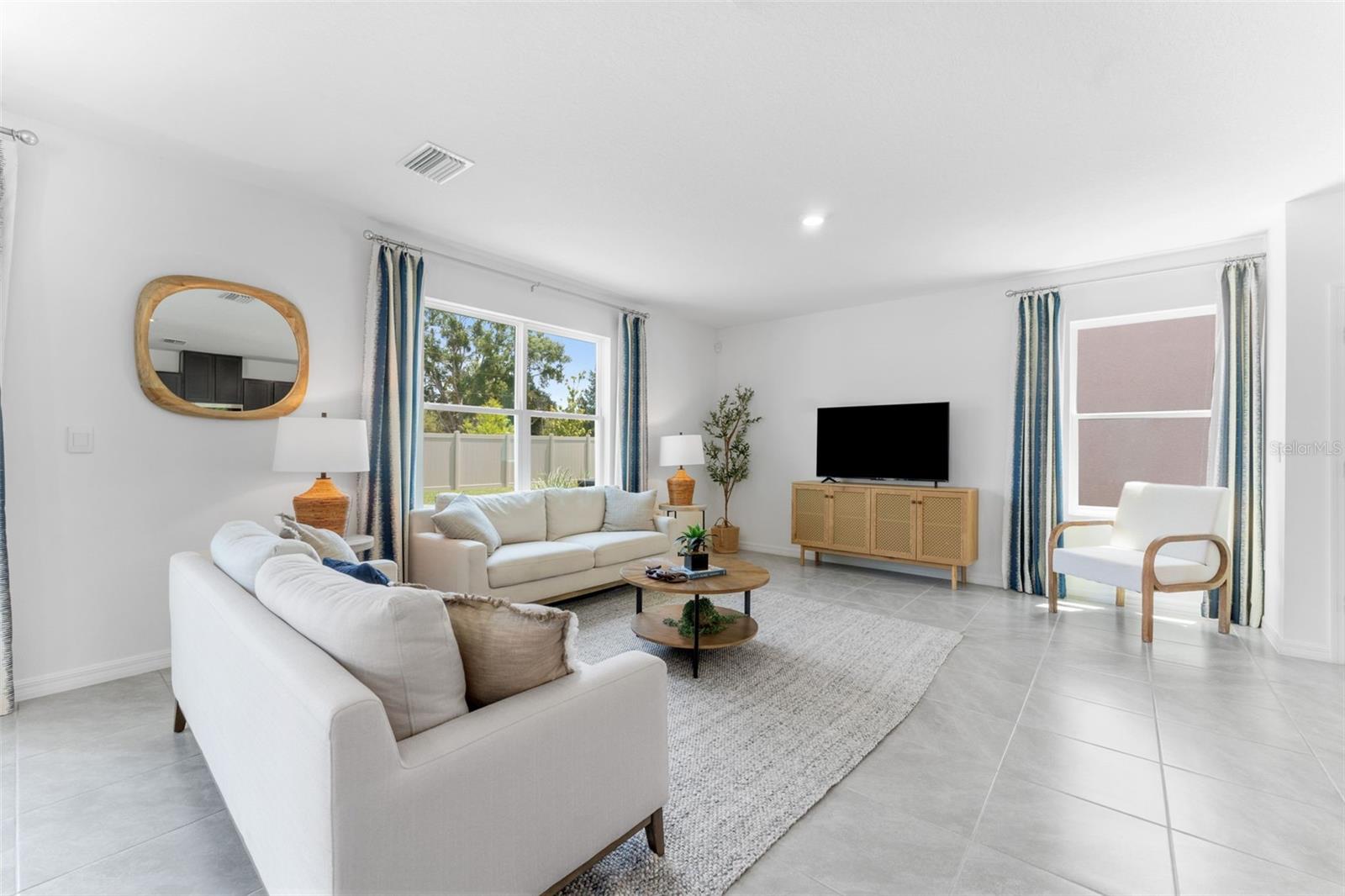 DEERBROOK PH 1 - Residential Lease