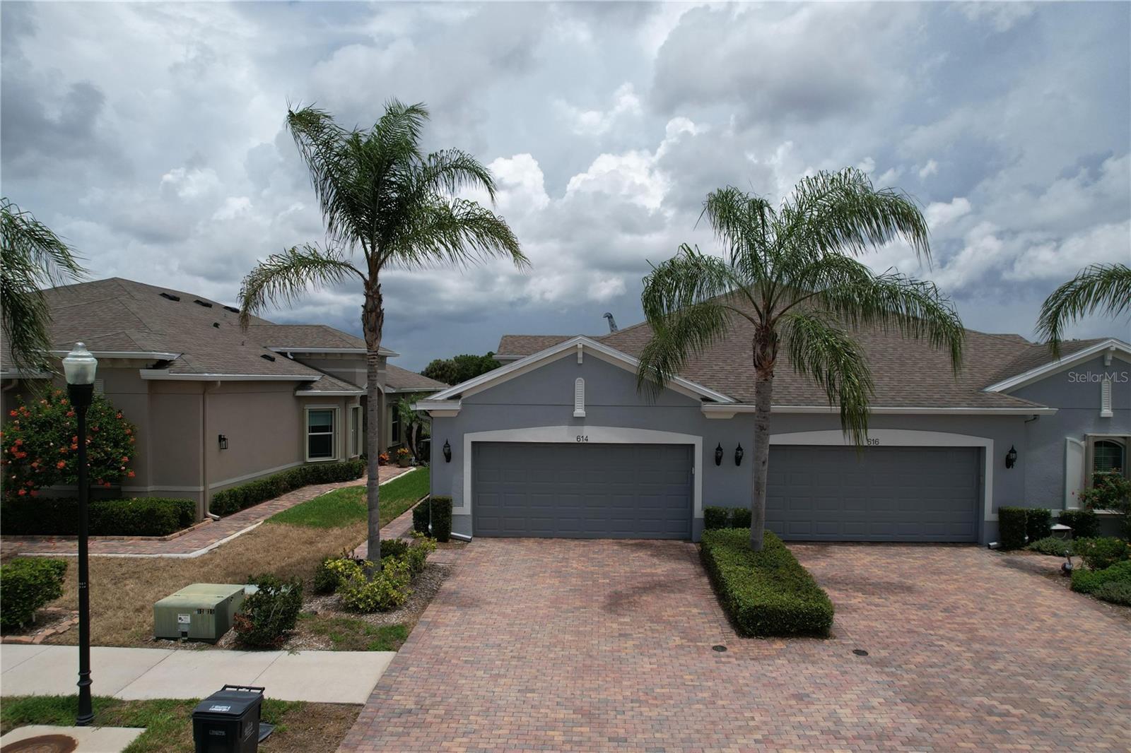 SUN CITY CENTER UNIT 274 & 2 - Residential