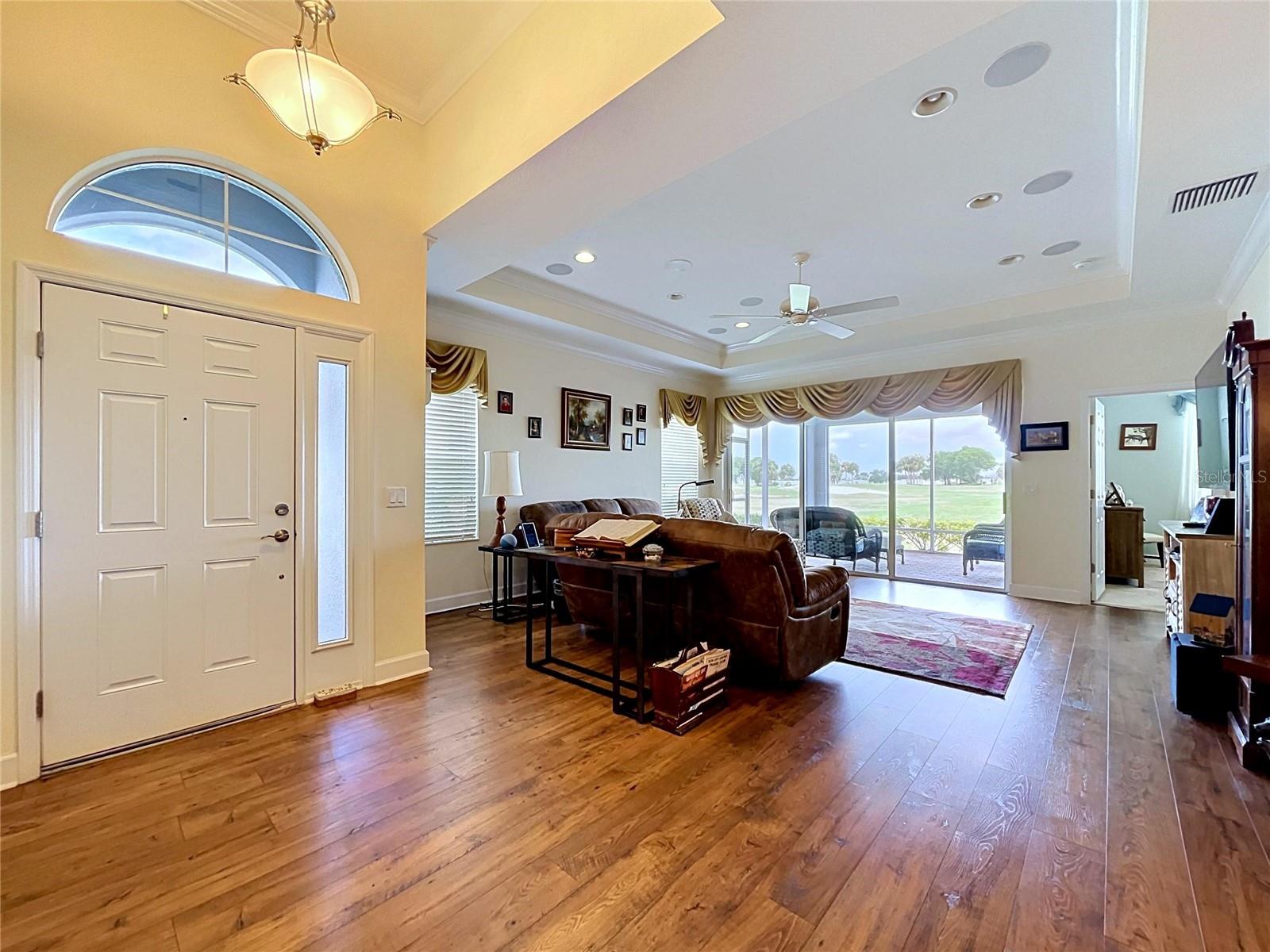 SUN CITY CENTER UNIT 274 & 2 - Residential