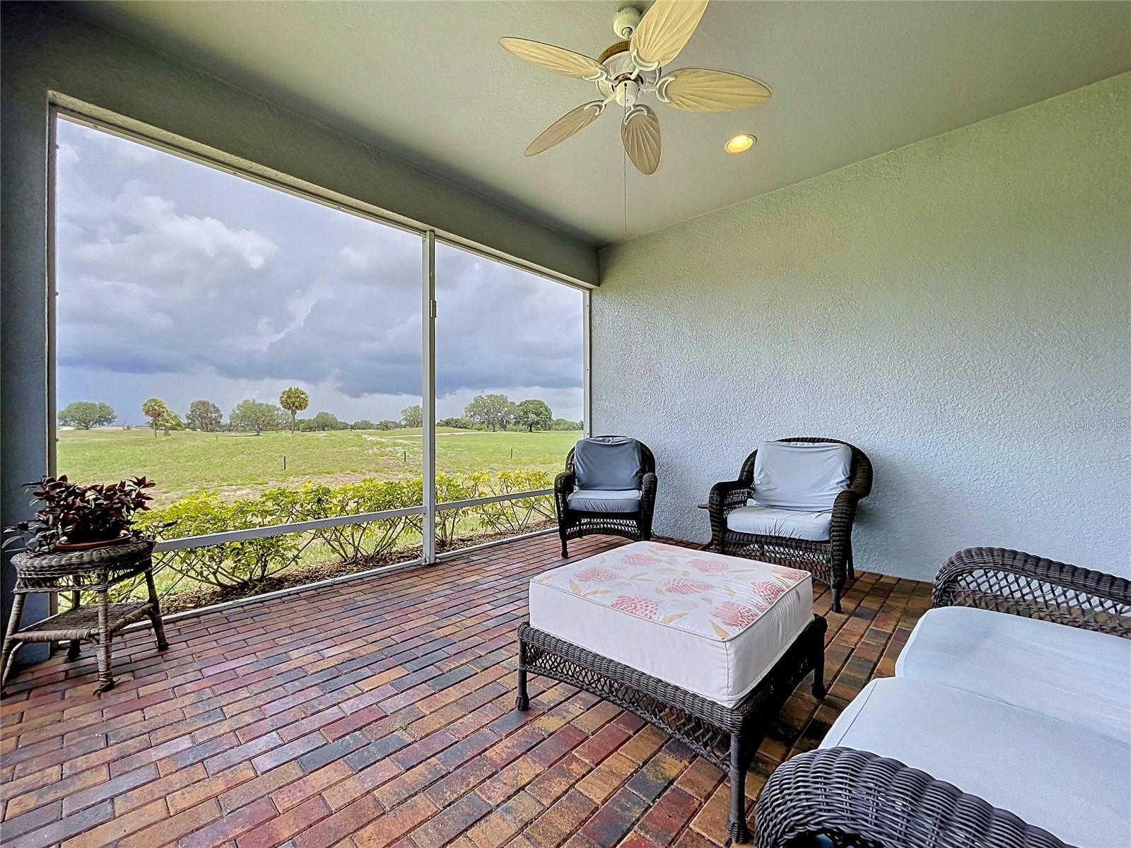 SUN CITY CENTER UNIT 274 & 2 - Residential