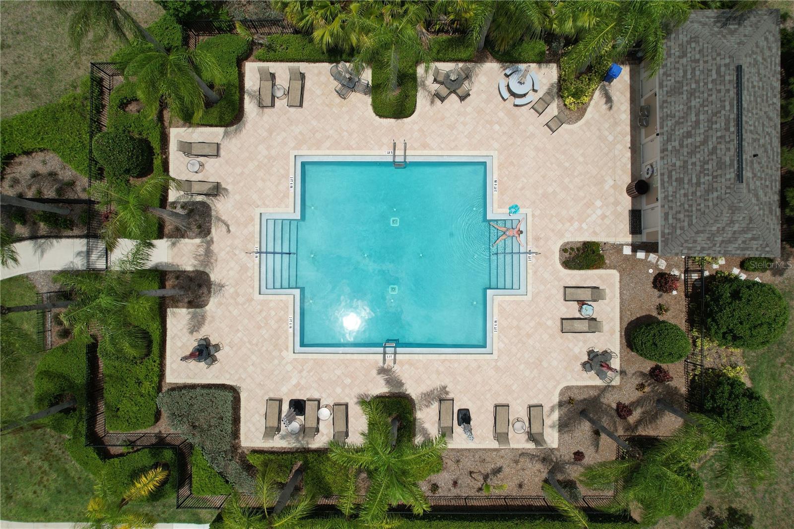 SUN CITY CENTER UNIT 274 & 2 - Residential