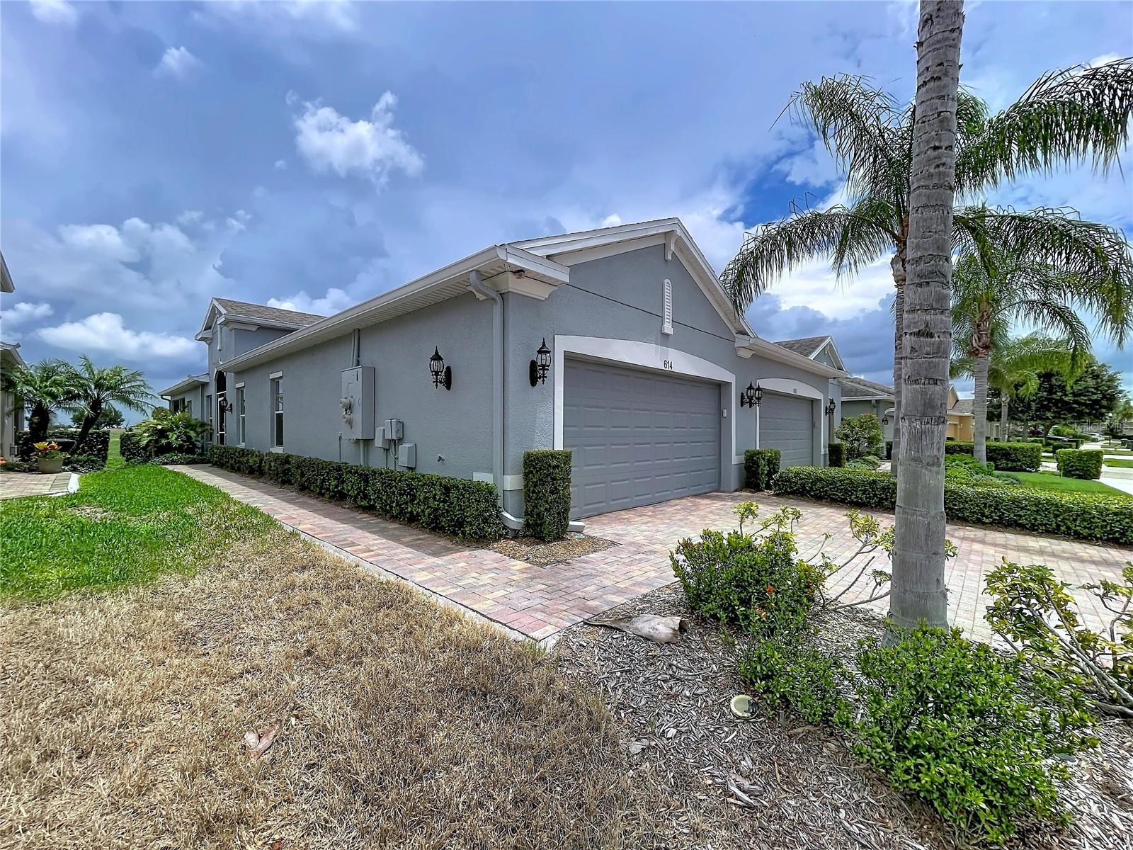 SUN CITY CENTER UNIT 274 & 2 - Residential
