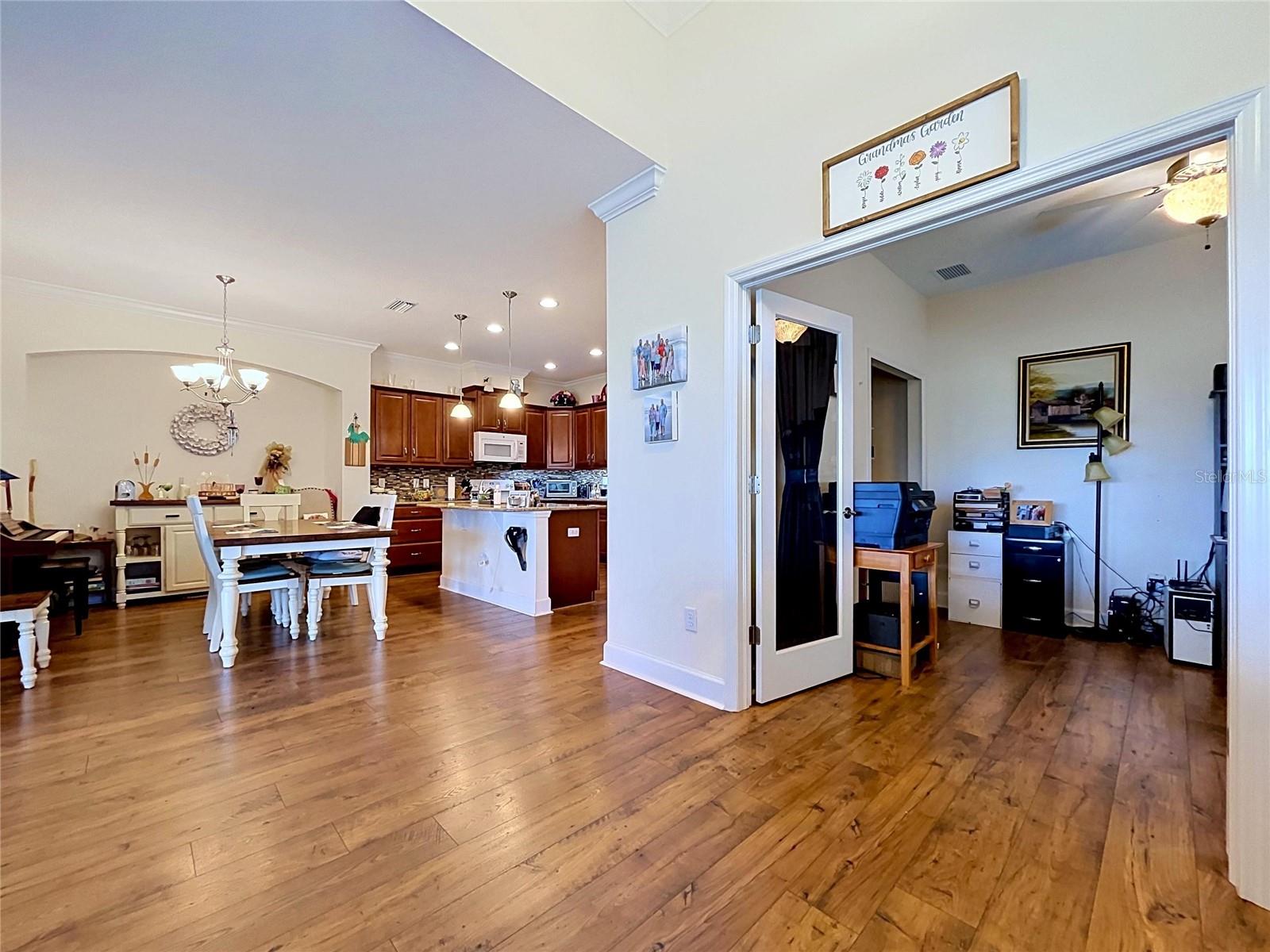 SUN CITY CENTER UNIT 274 & 2 - Residential