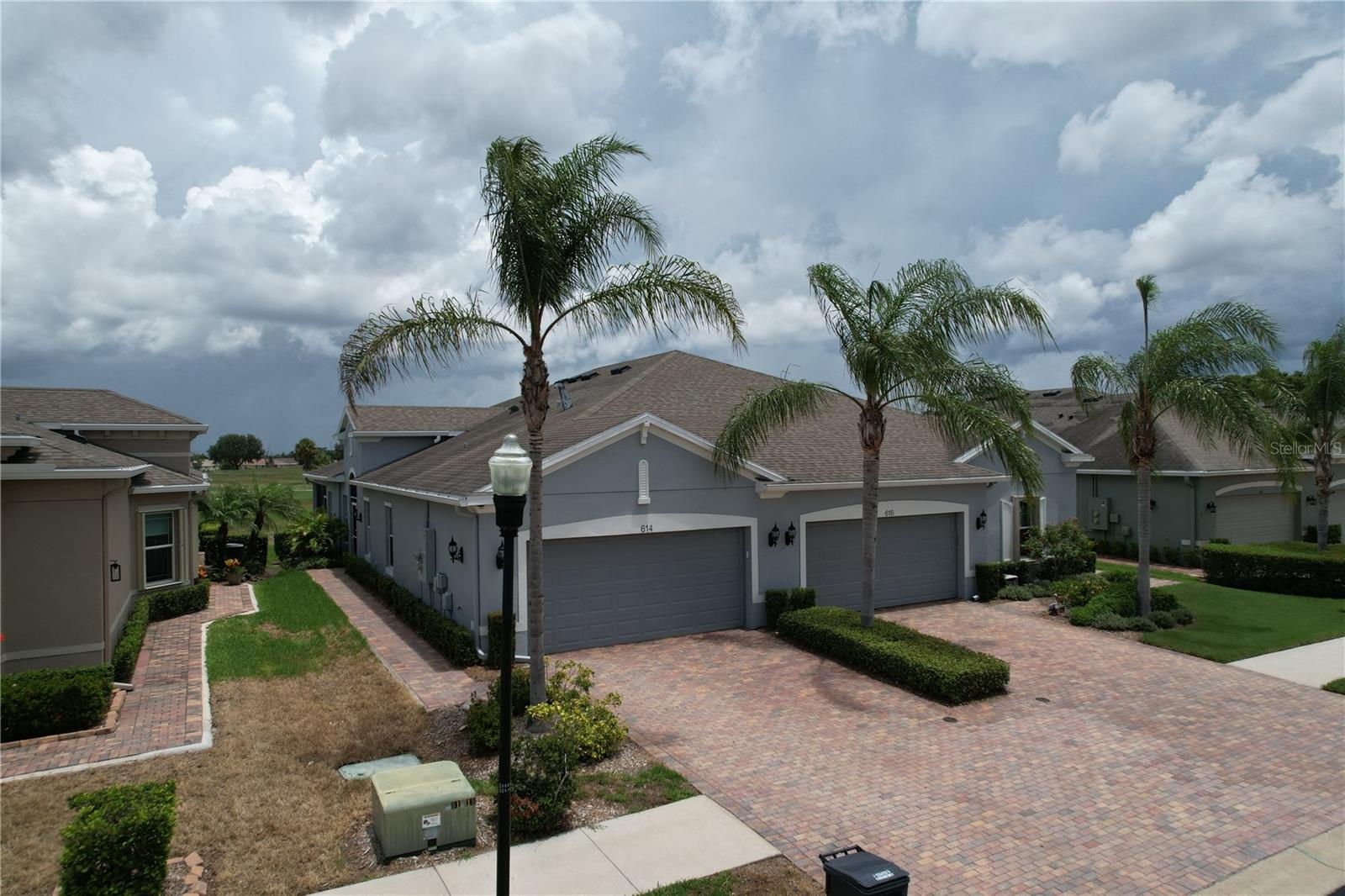 SUN CITY CENTER UNIT 274 & 2 - Residential