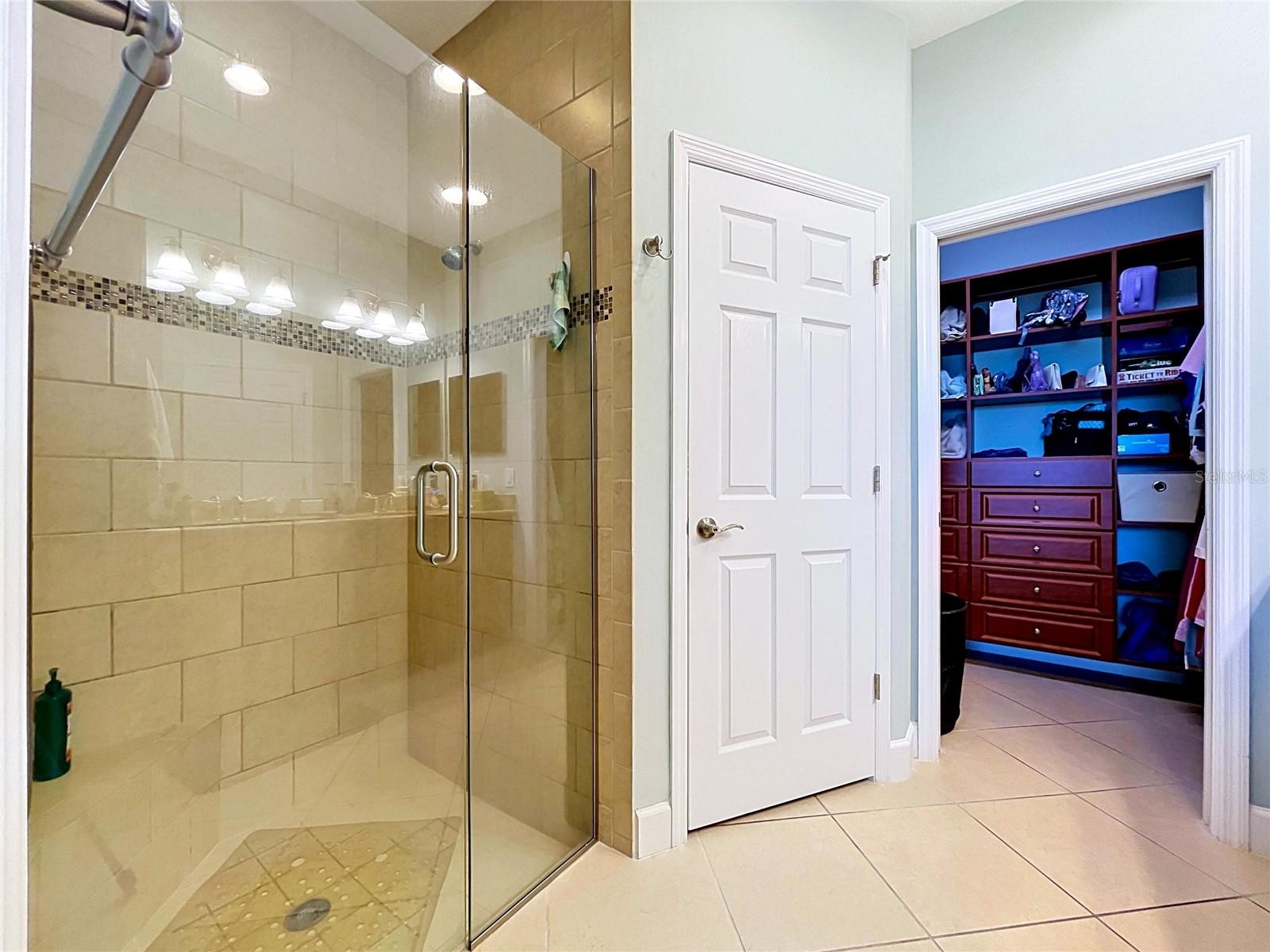 SUN CITY CENTER UNIT 274 & 2 - Residential