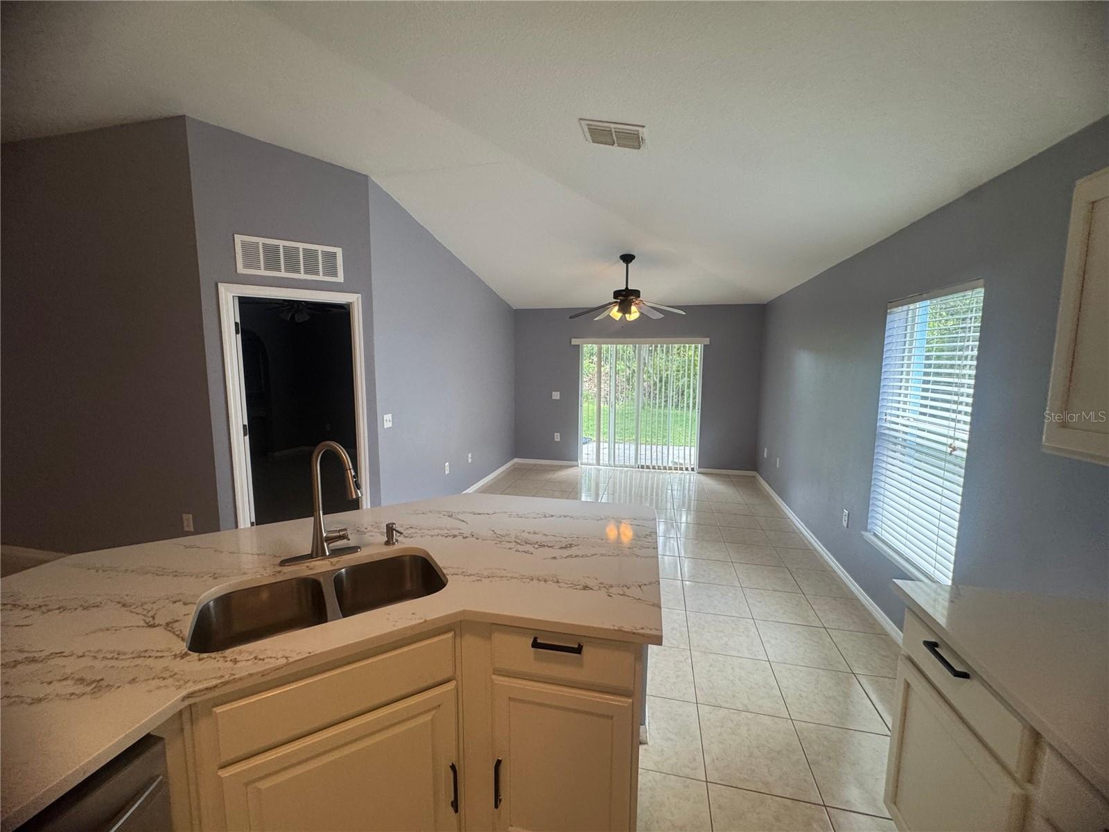 SUNCOAST POINTE VILLAGES 2A 2B & 03 - Residential Lease