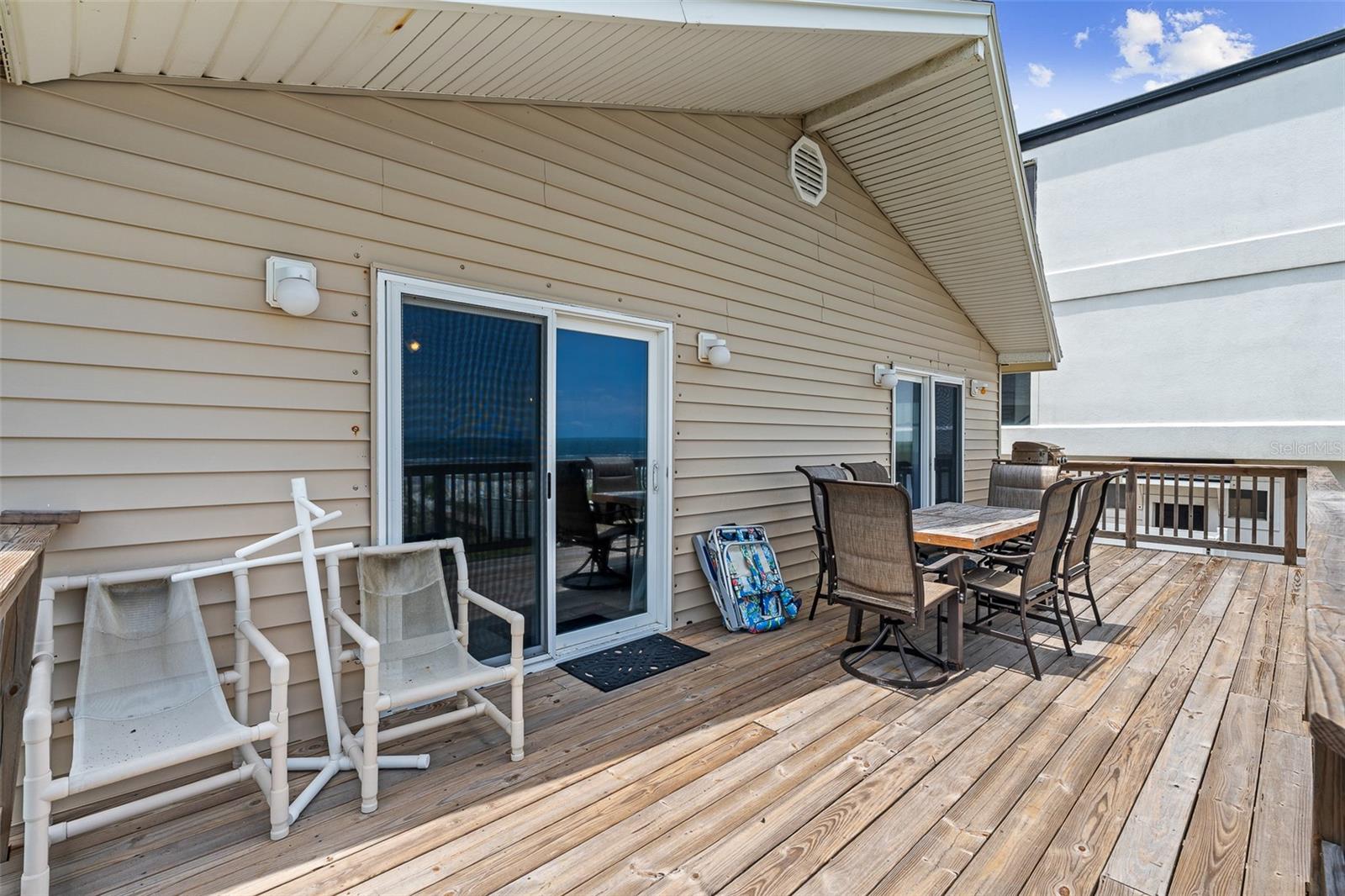 SURFSIDE SUB - Residential Income