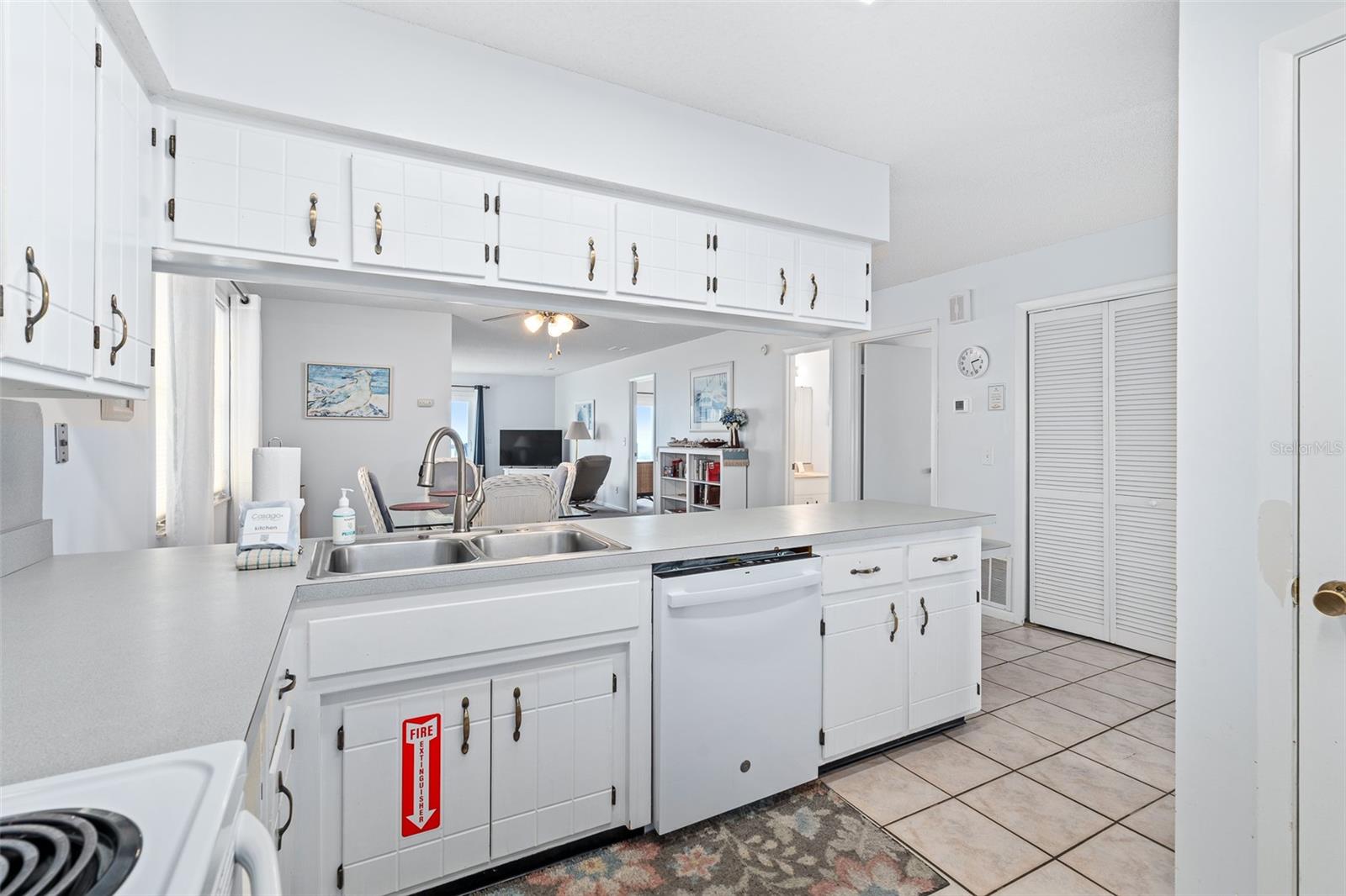 SURFSIDE SUB - Residential Income
