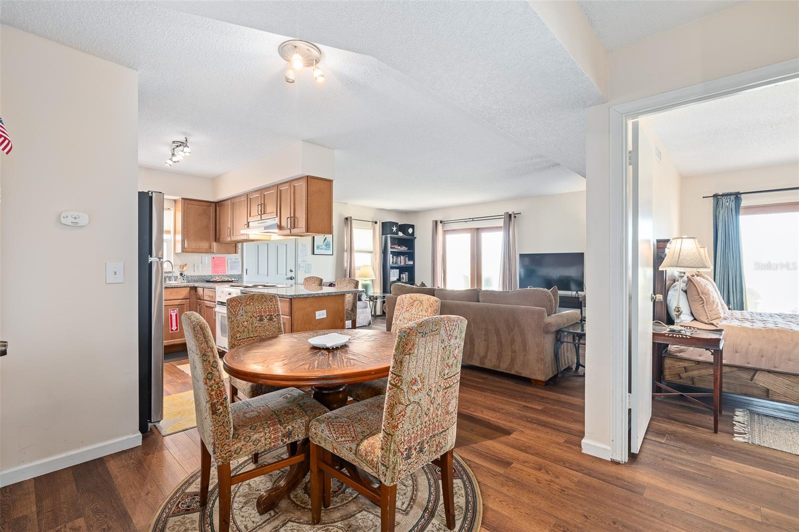 SURFSIDE SUB - Residential Income