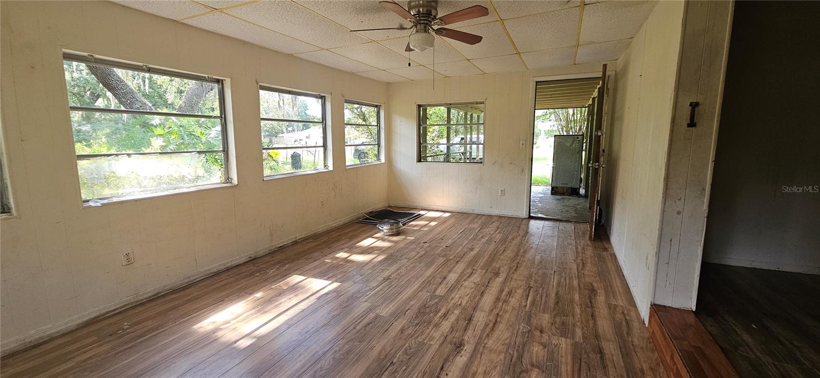 INTERLACHEN LAKES ESTATES - Residential