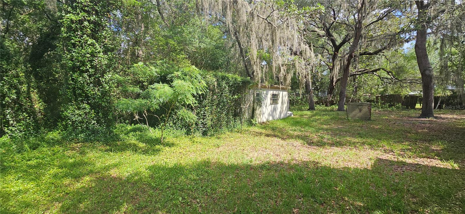 INTERLACHEN LAKES ESTATES - Residential