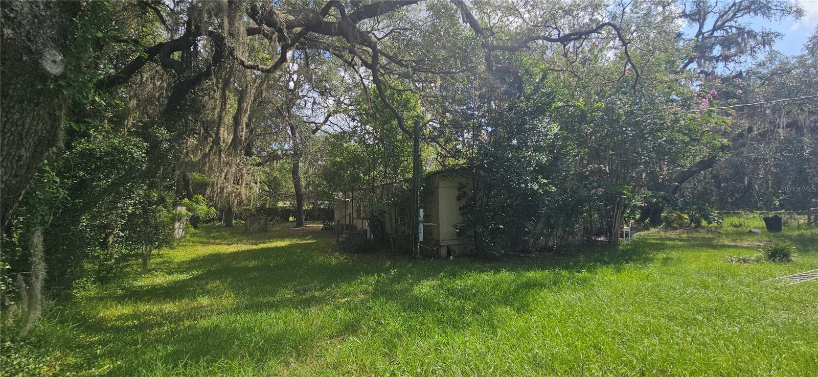 INTERLACHEN LAKES ESTATES - Residential