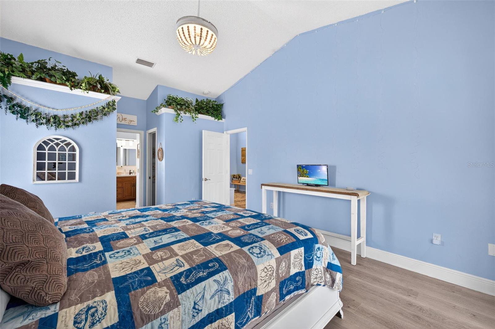 LIONSHEAD PH II - Residential