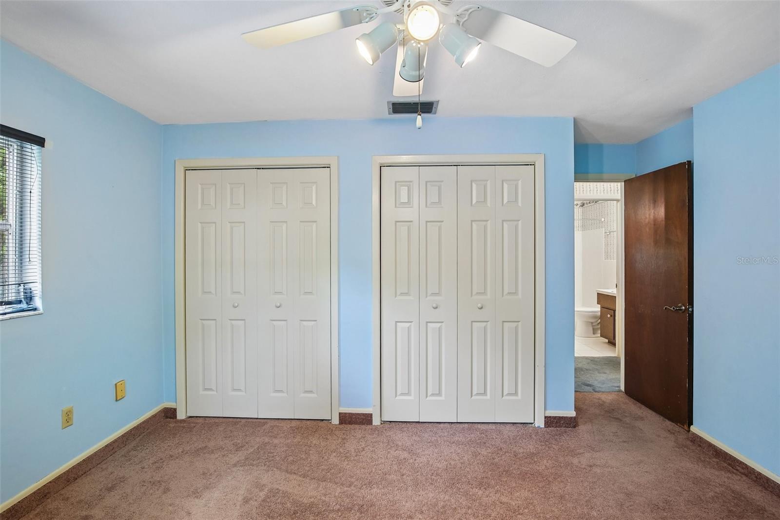 GOLDEN ACRES - Residential