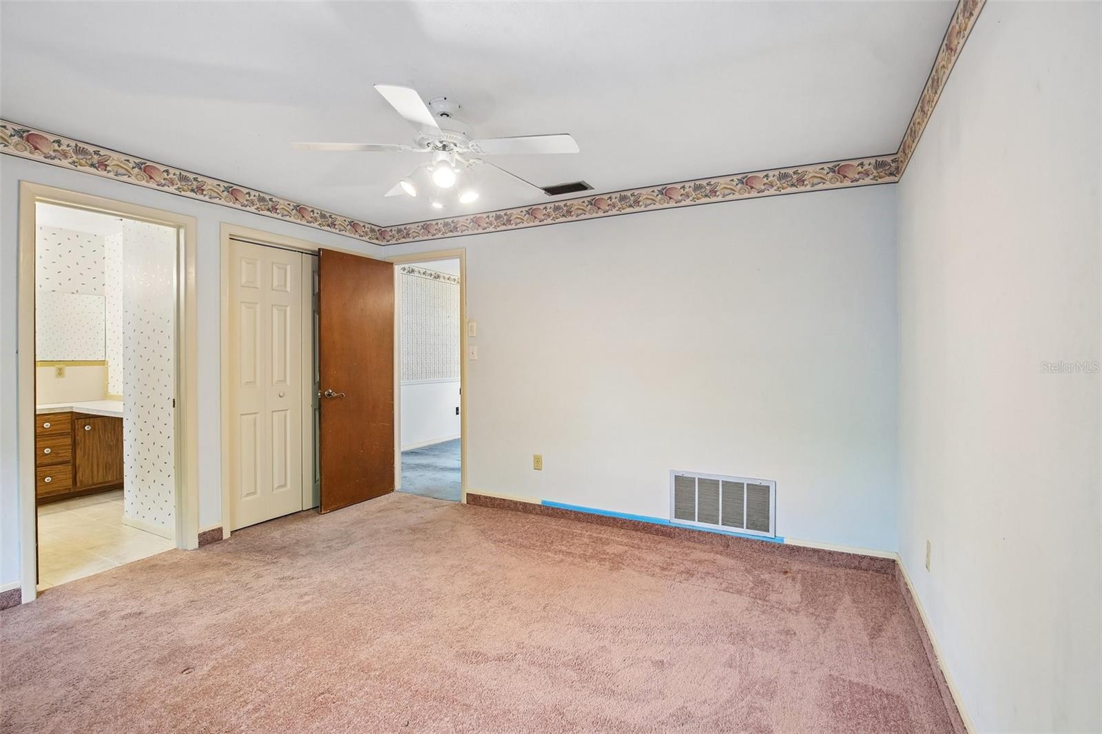 GOLDEN ACRES - Residential