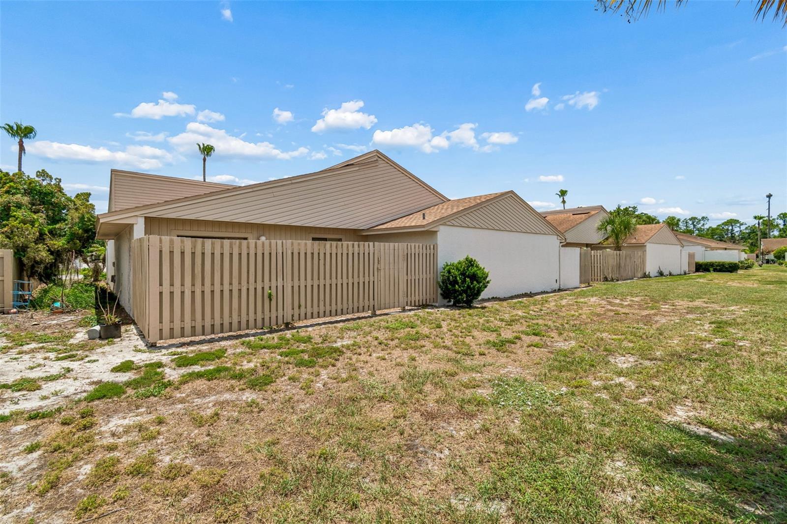 MEADOW OAKS A CONDO - Residential