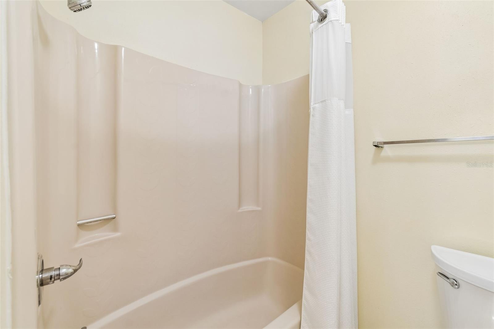 MEADOW OAKS A CONDO - Residential