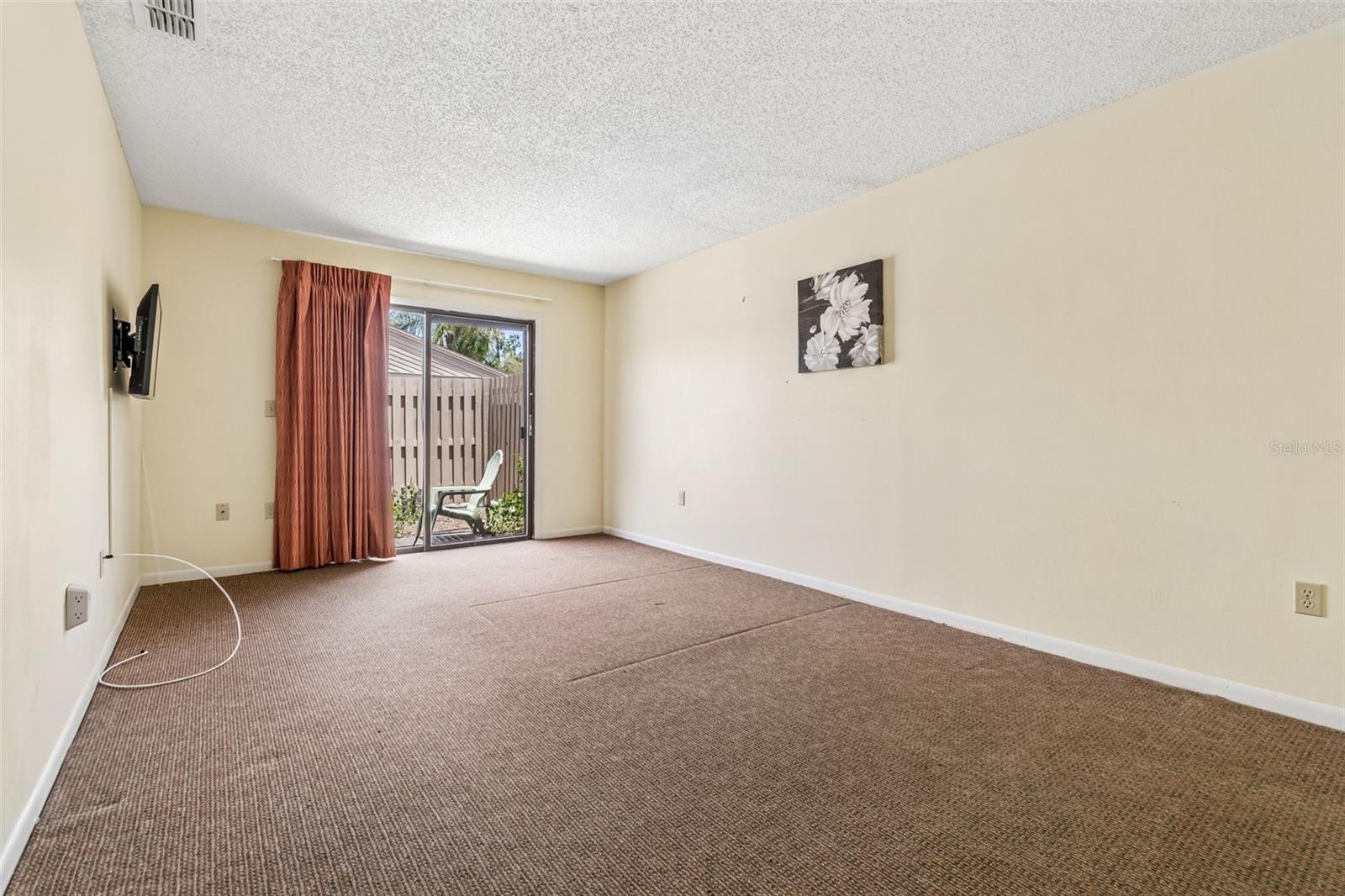 MEADOW OAKS A CONDO - Residential