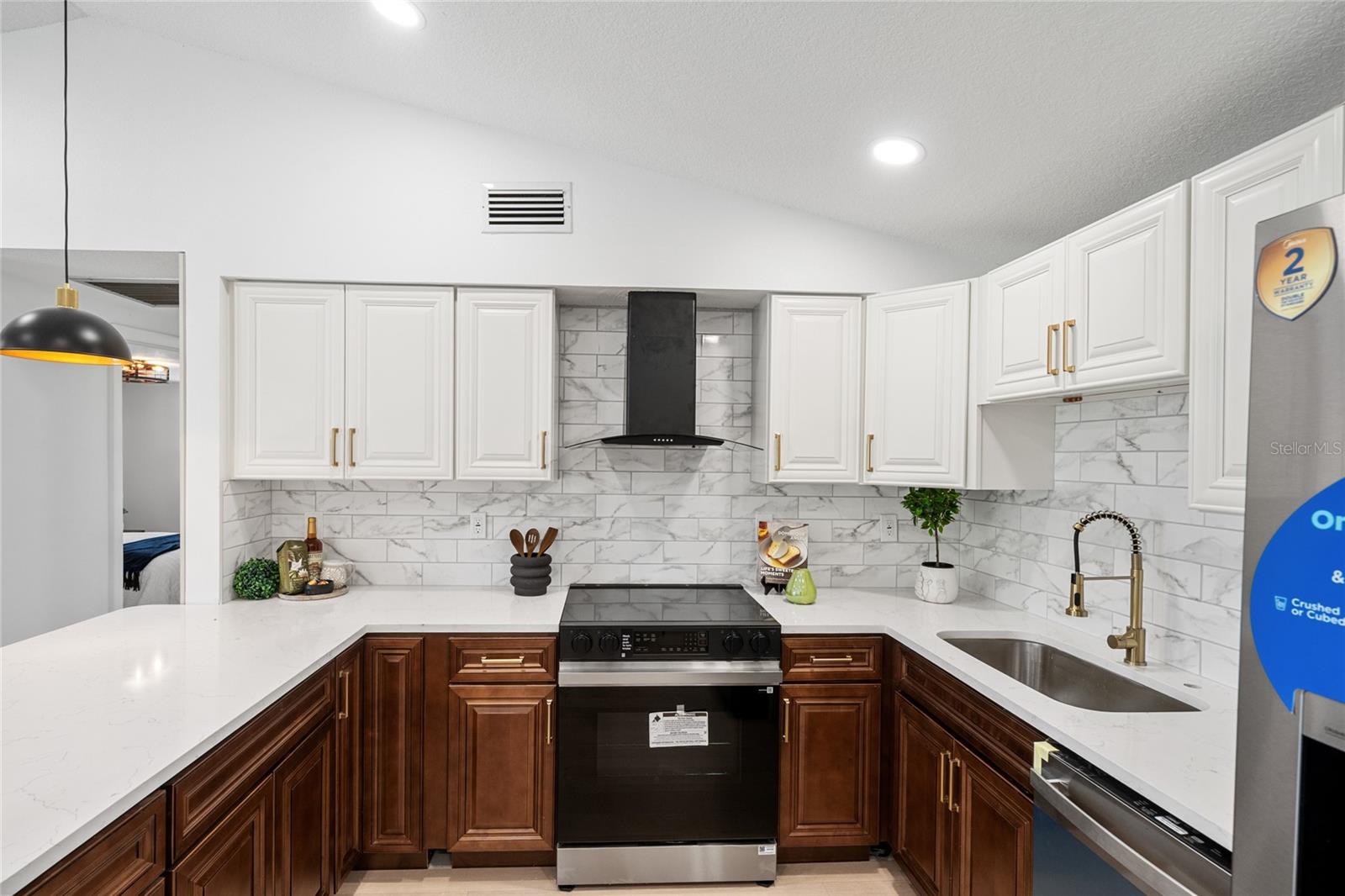 HOLIDAY GARDENS ESTATESX - Residential