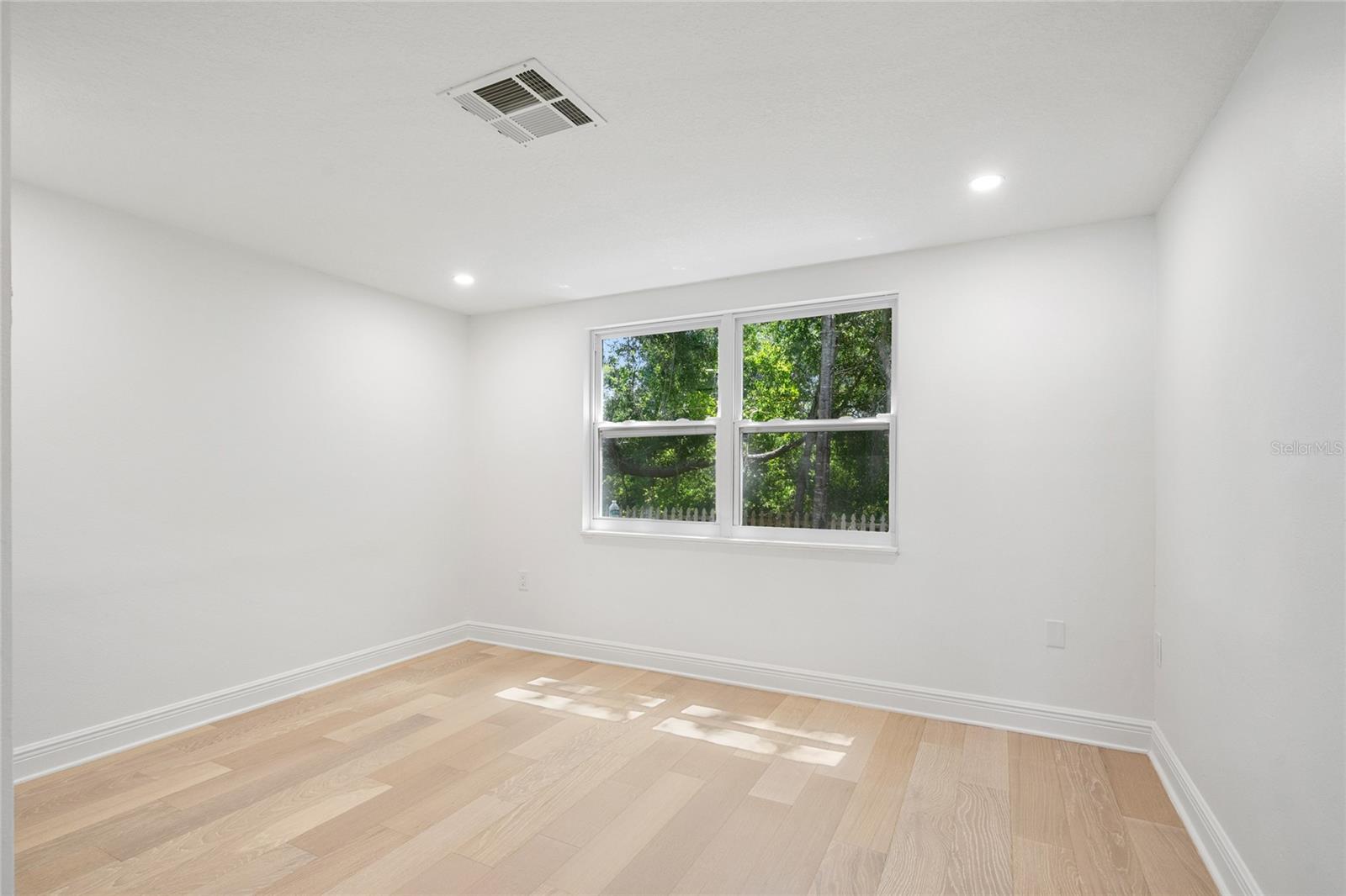HOLIDAY GARDENS ESTATESX - Residential