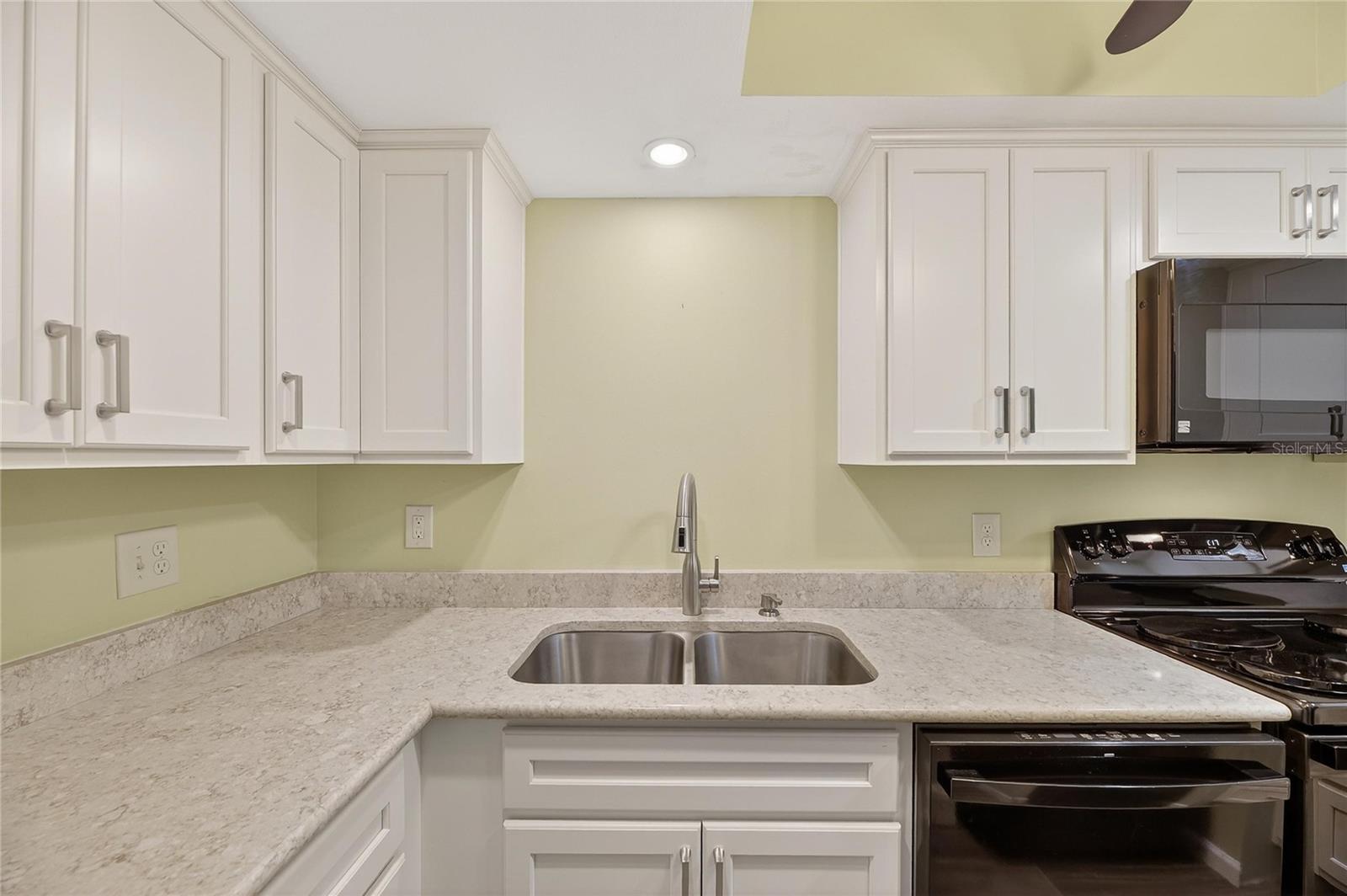 ANCHOR POINT A CONDO - Residential