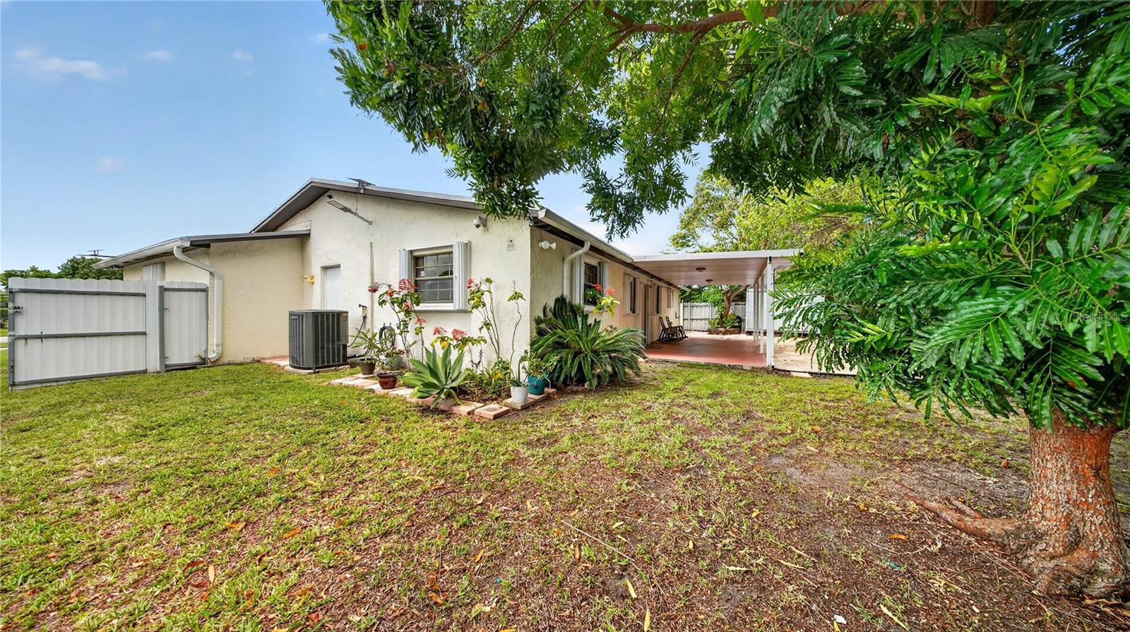 SOUTHLAND PINES - Residential
