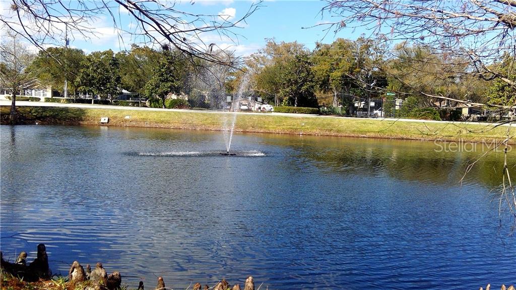 HERITAGE OAKS TWNHMS - Land