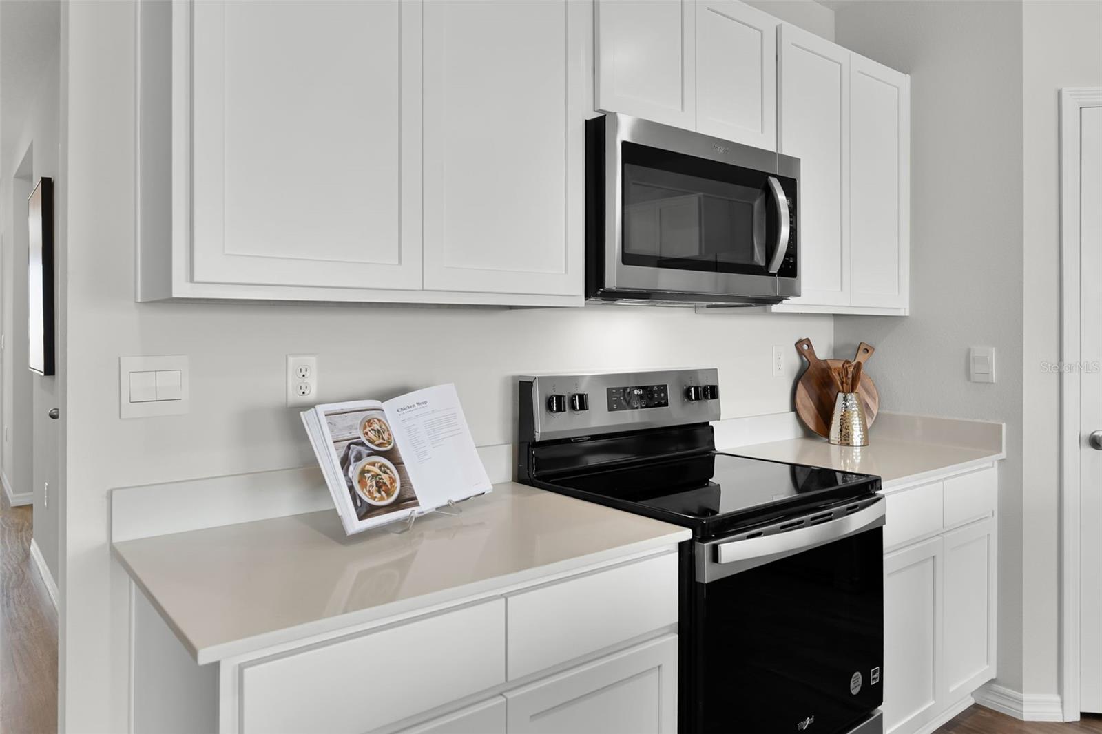 HARMONY ON LAKE ELOISE - Residential