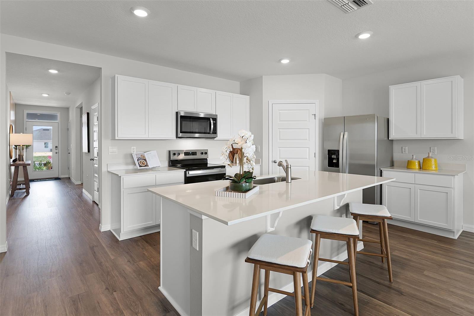 HARMONY ON LAKE ELOISE - Residential