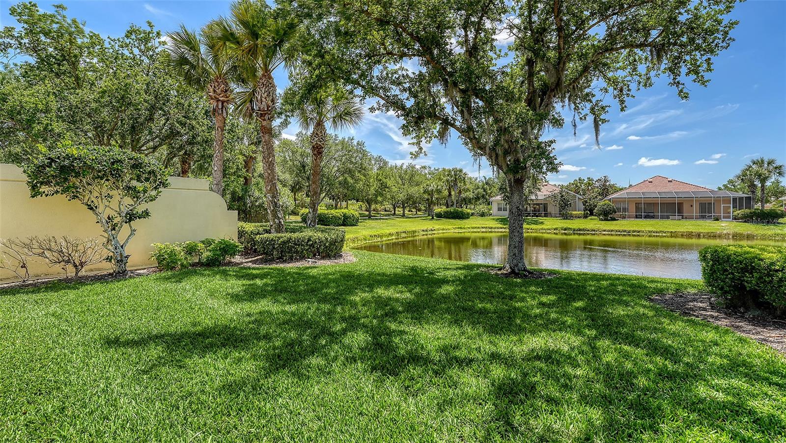 VILLAGEWALK - Residential