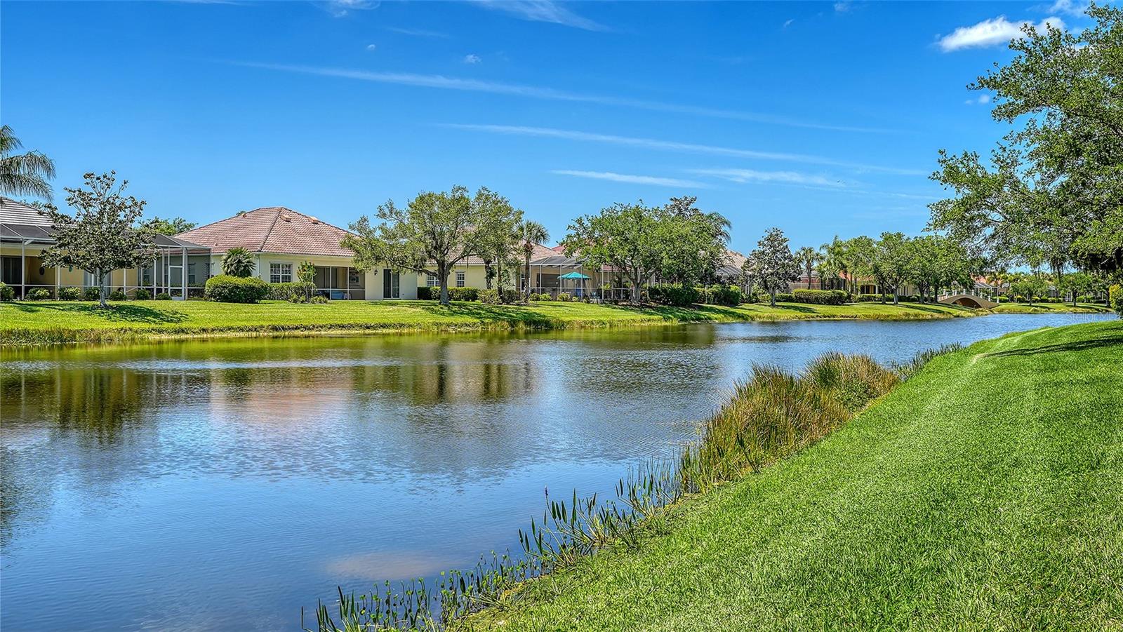 VILLAGEWALK - Residential